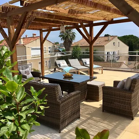 L'amiraute Διαμέρισμα