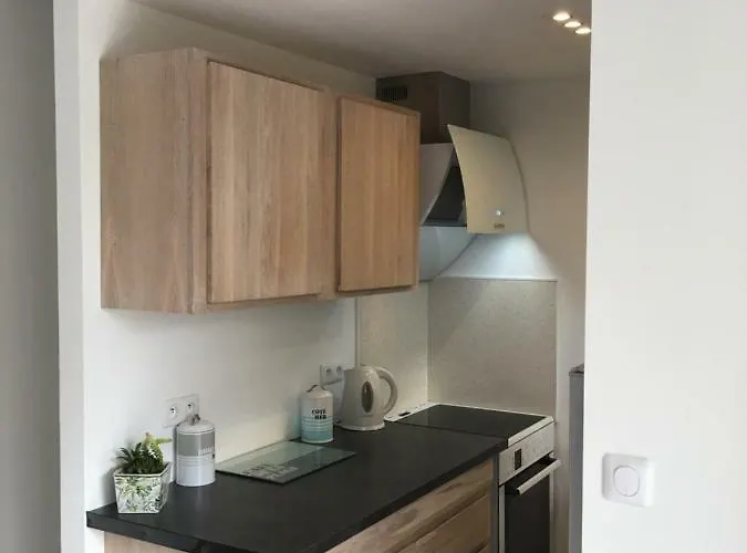 L'amiraute 아파트 아그